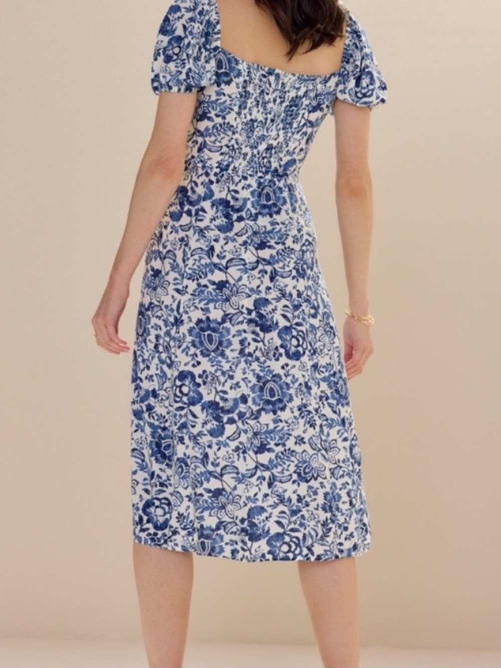 Francesca's Collections Blue and White Floral Puff-Sleeve Midi Dress